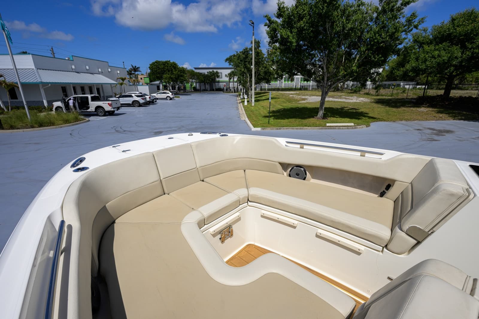 2023 Boston Whaler Vantage - Photo 51