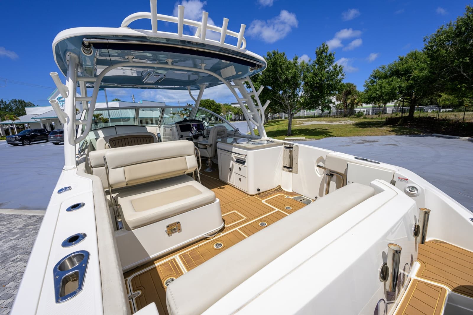 2023 Boston Whaler Vantage - Photo 19