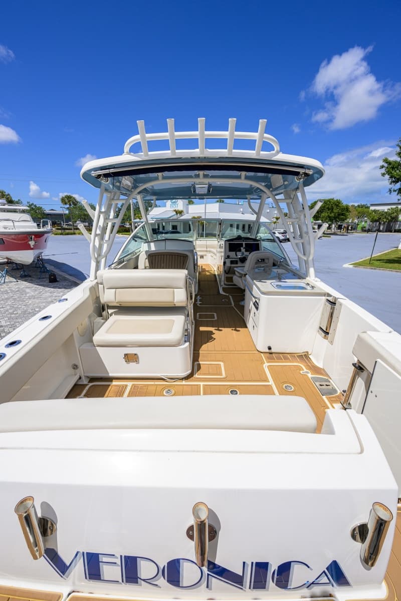 2023 Boston Whaler Vantage - Photo 18