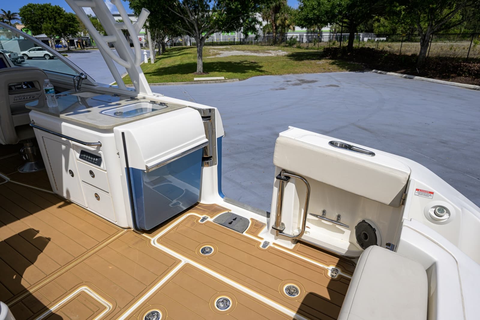 2023 Boston Whaler Vantage - Photo 60