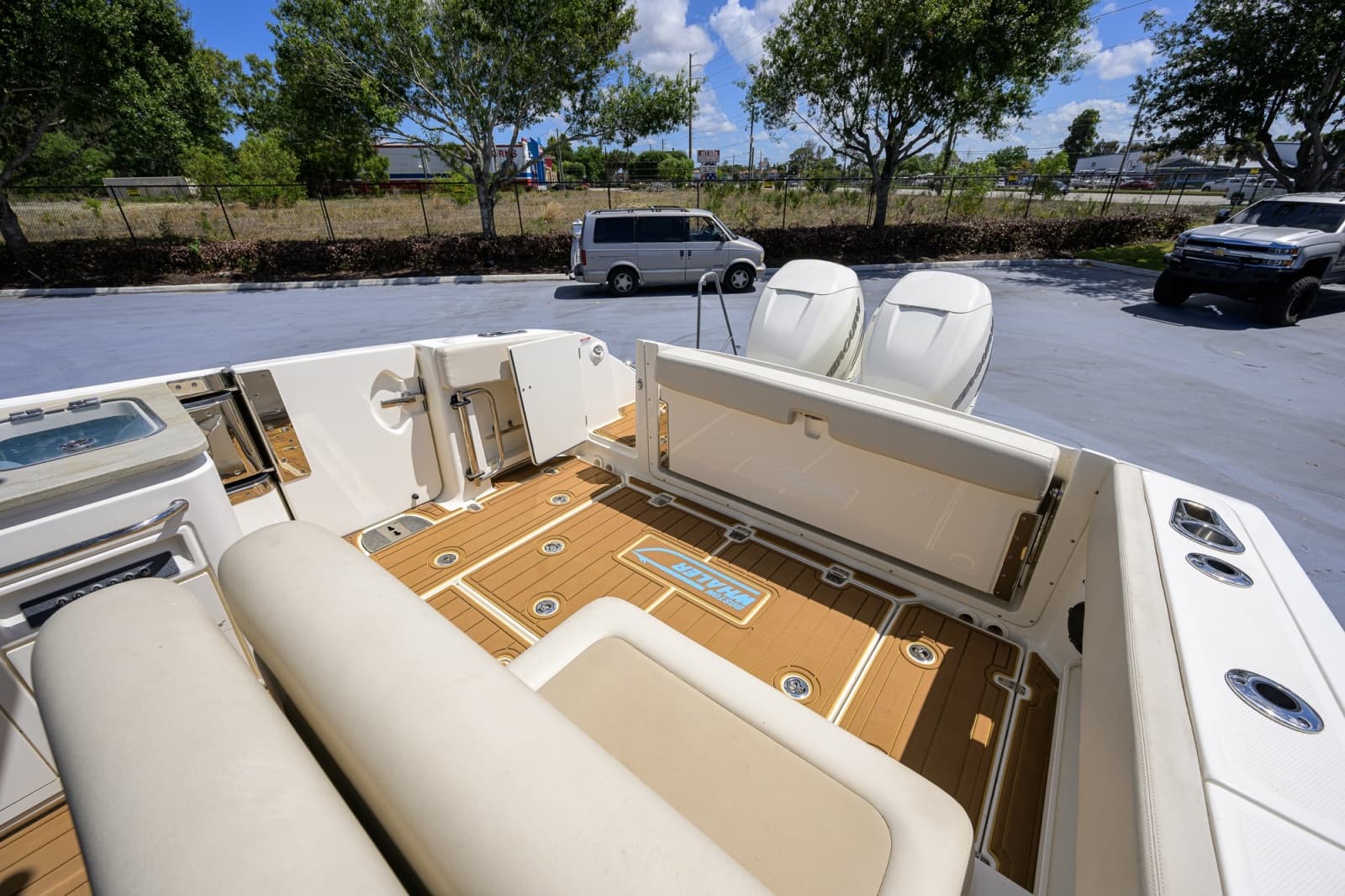 2023 Boston Whaler Vantage - Photo 20