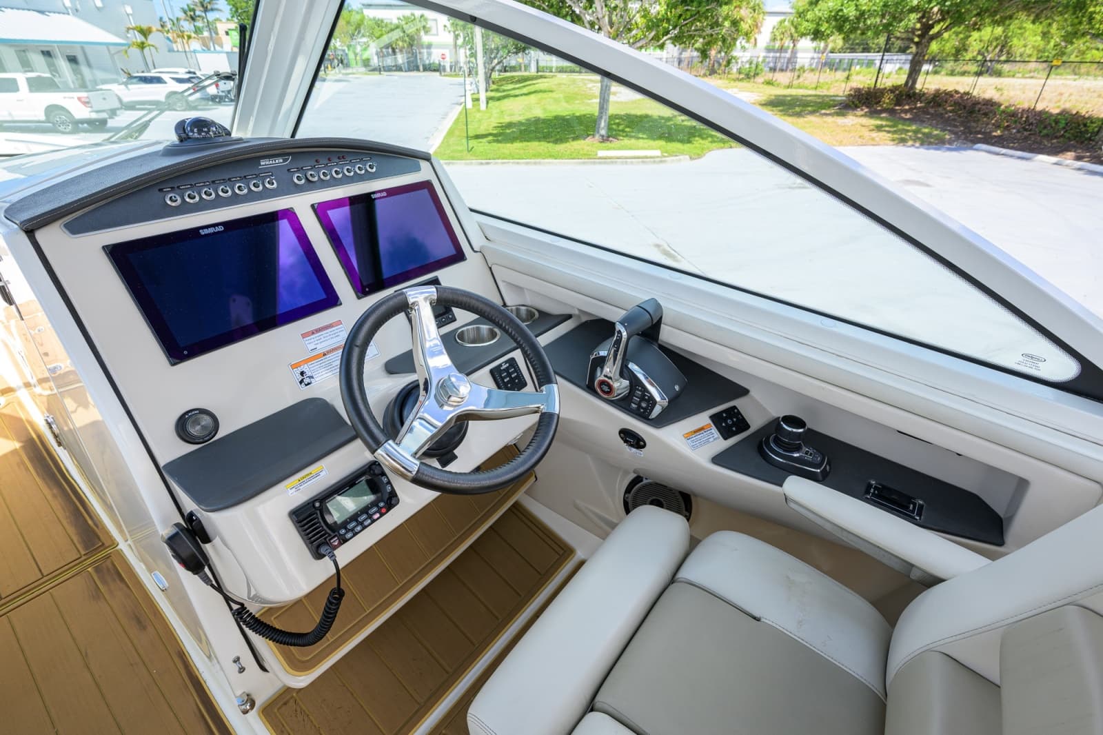 2023 Boston Whaler Vantage - Photo 41