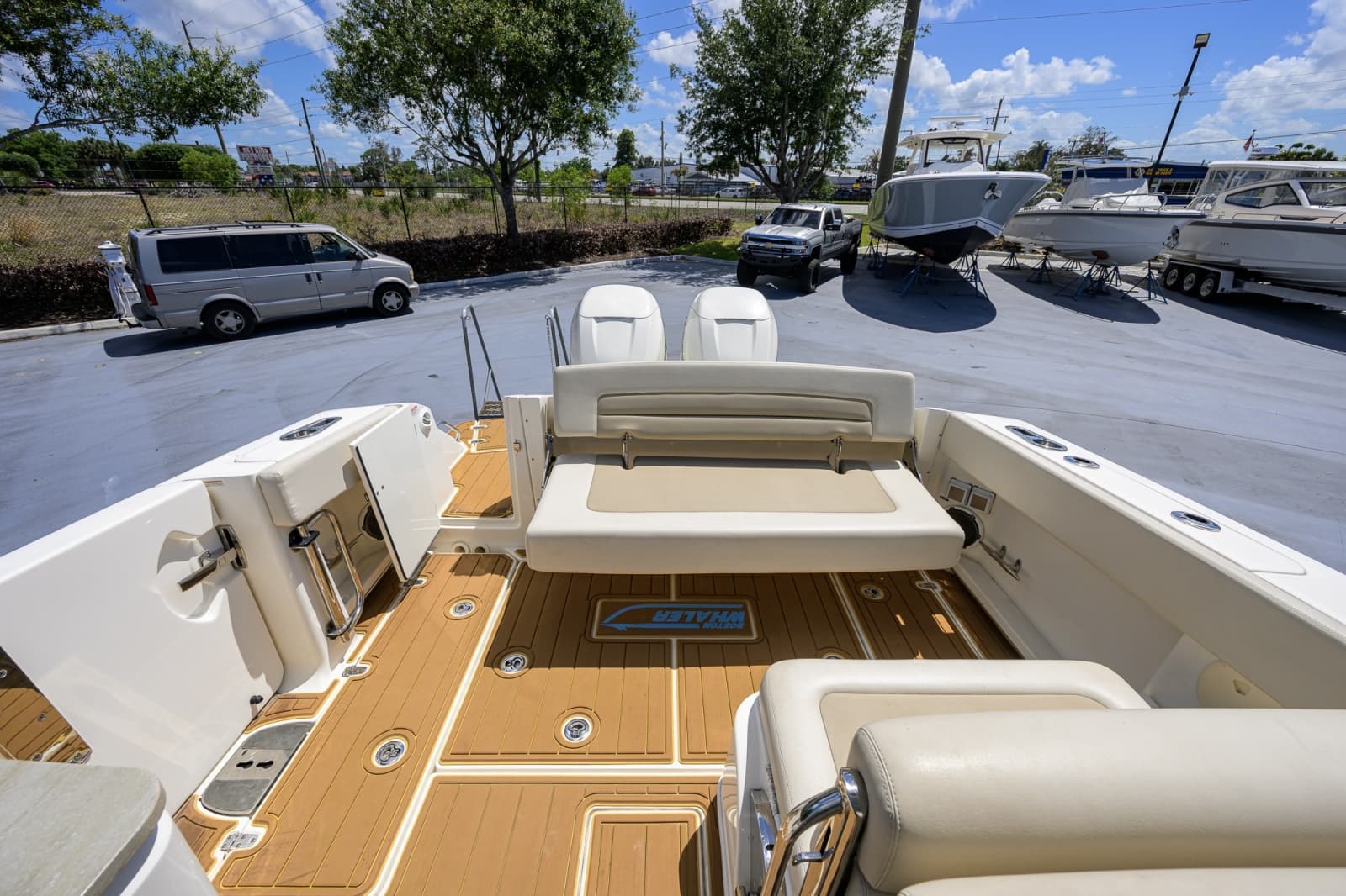 2023 Boston Whaler Vantage - Photo 22