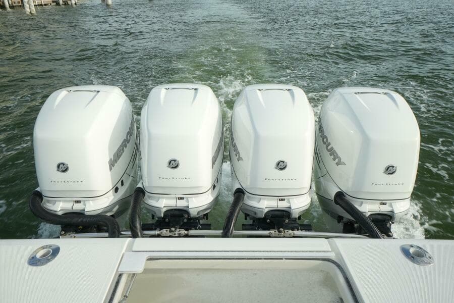 2013 SeaVee 390 - Photo 21