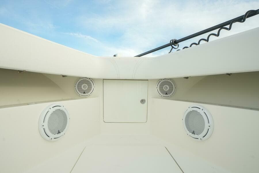 2013 SeaVee 390 - Photo 31