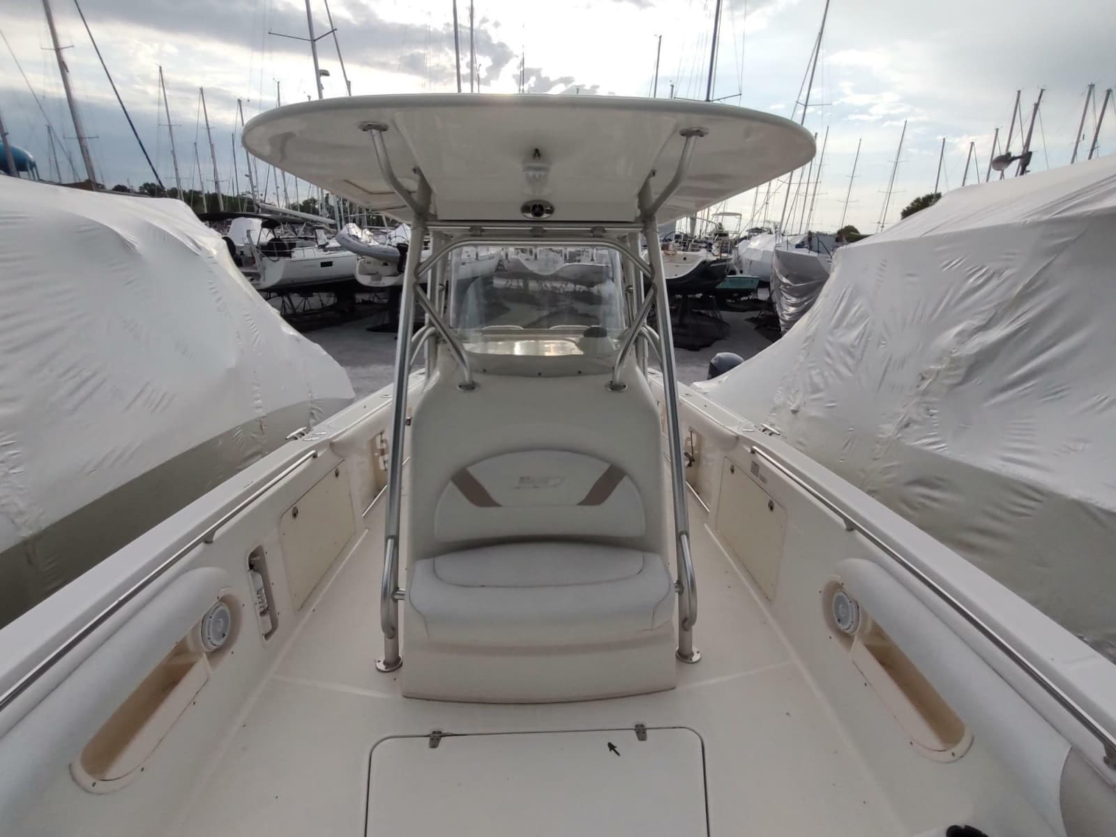2006 Boston Whaler 320 Outrage - Photo 17