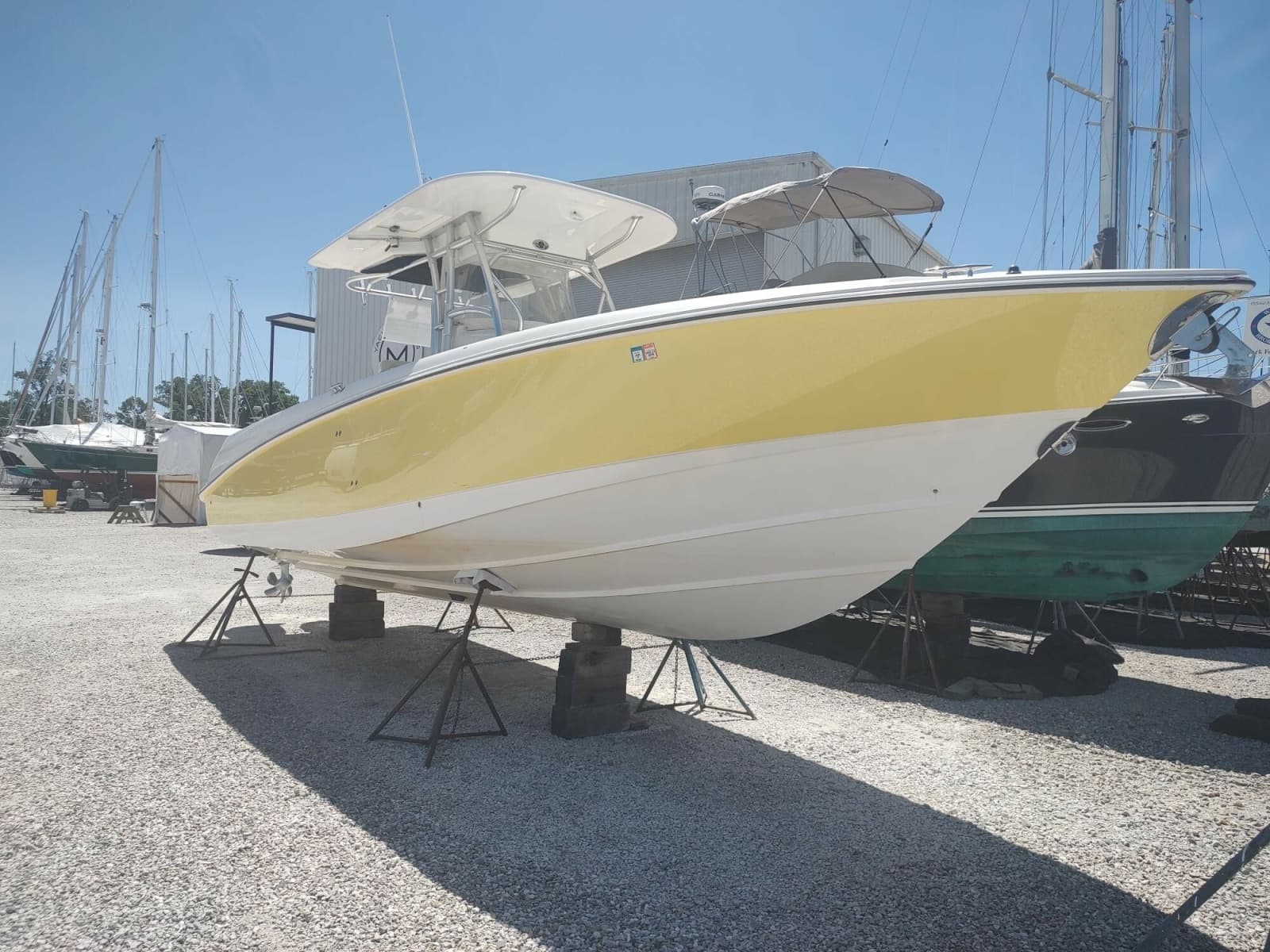 2006 Boston Whaler 320 Outrage - Photo 3