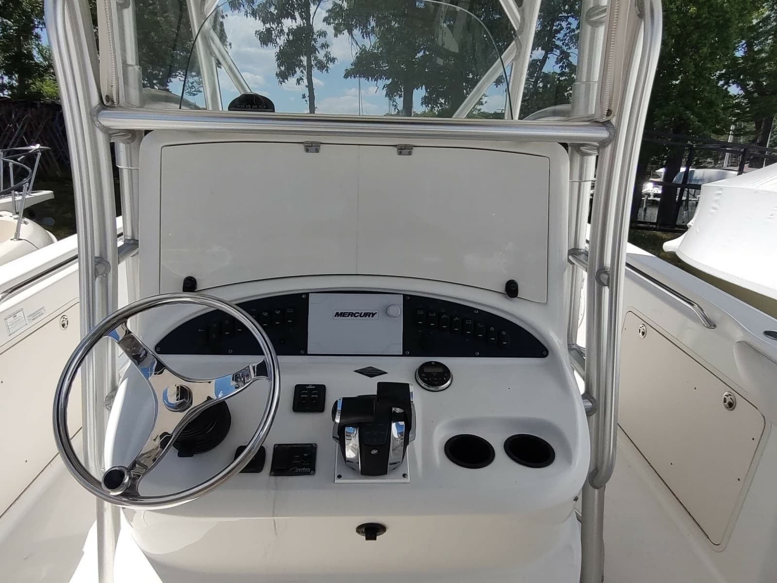 2006 Boston Whaler 320 Outrage - Photo 19