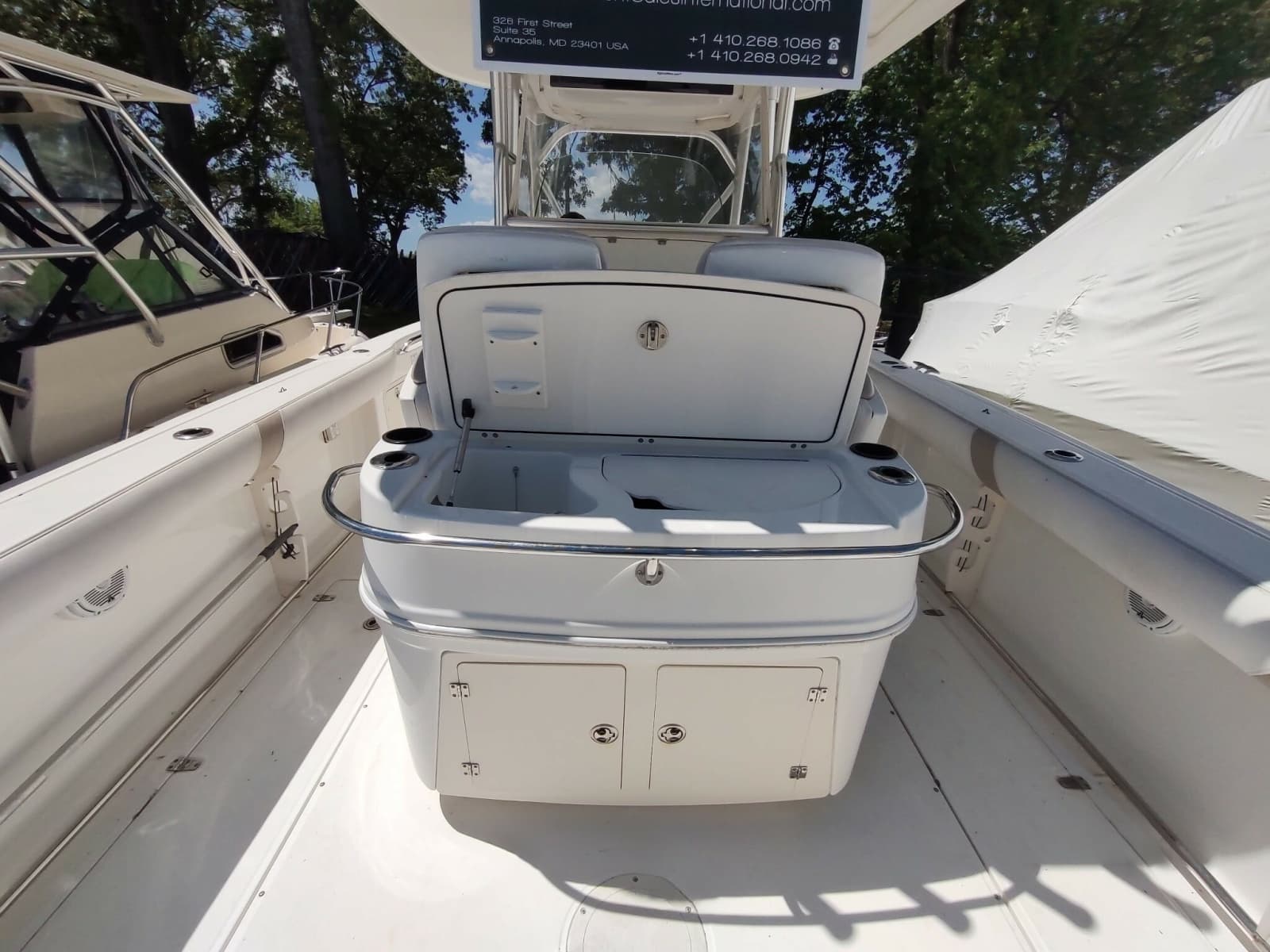 2006 Boston Whaler 320 Outrage - Photo 17