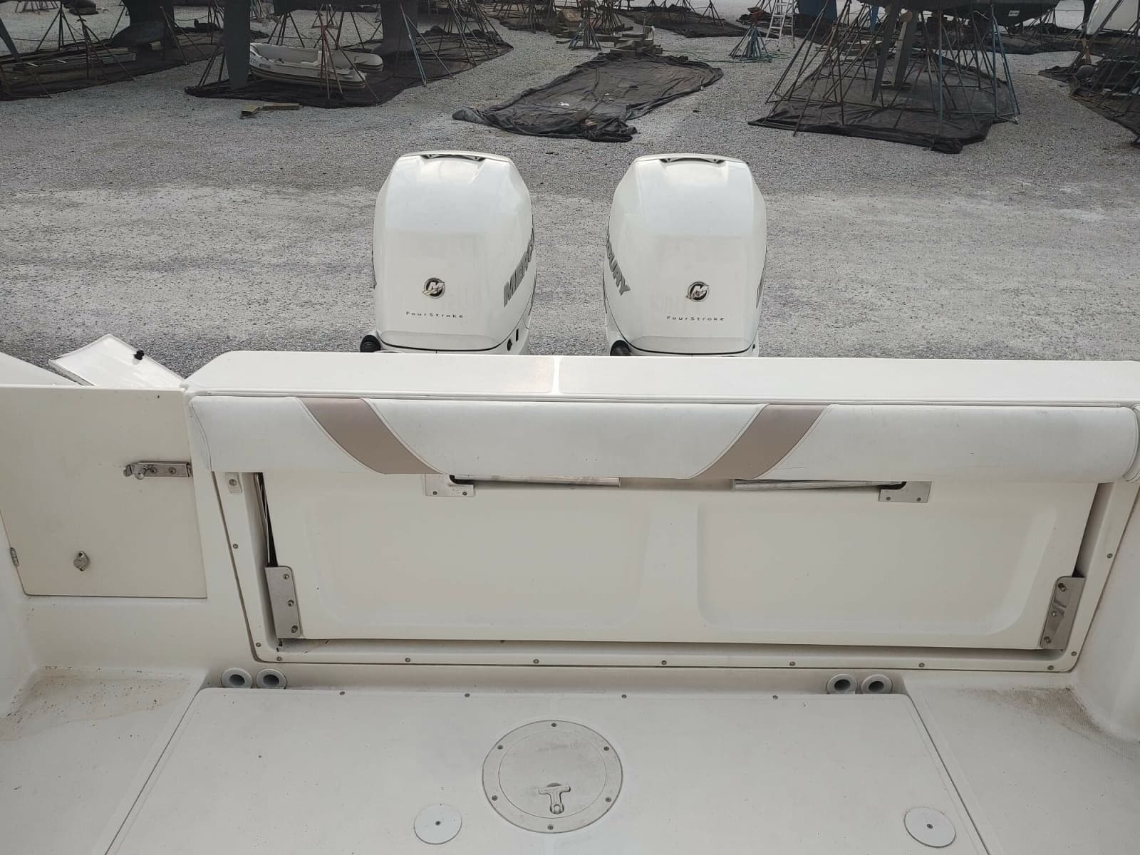 2006 Boston Whaler 320 Outrage - Photo 40