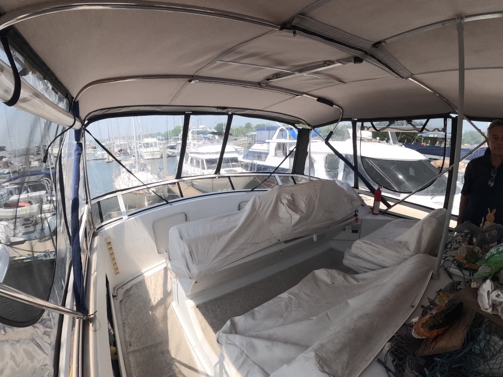 2000 Carver 406 Motor Yacht - Photo 30