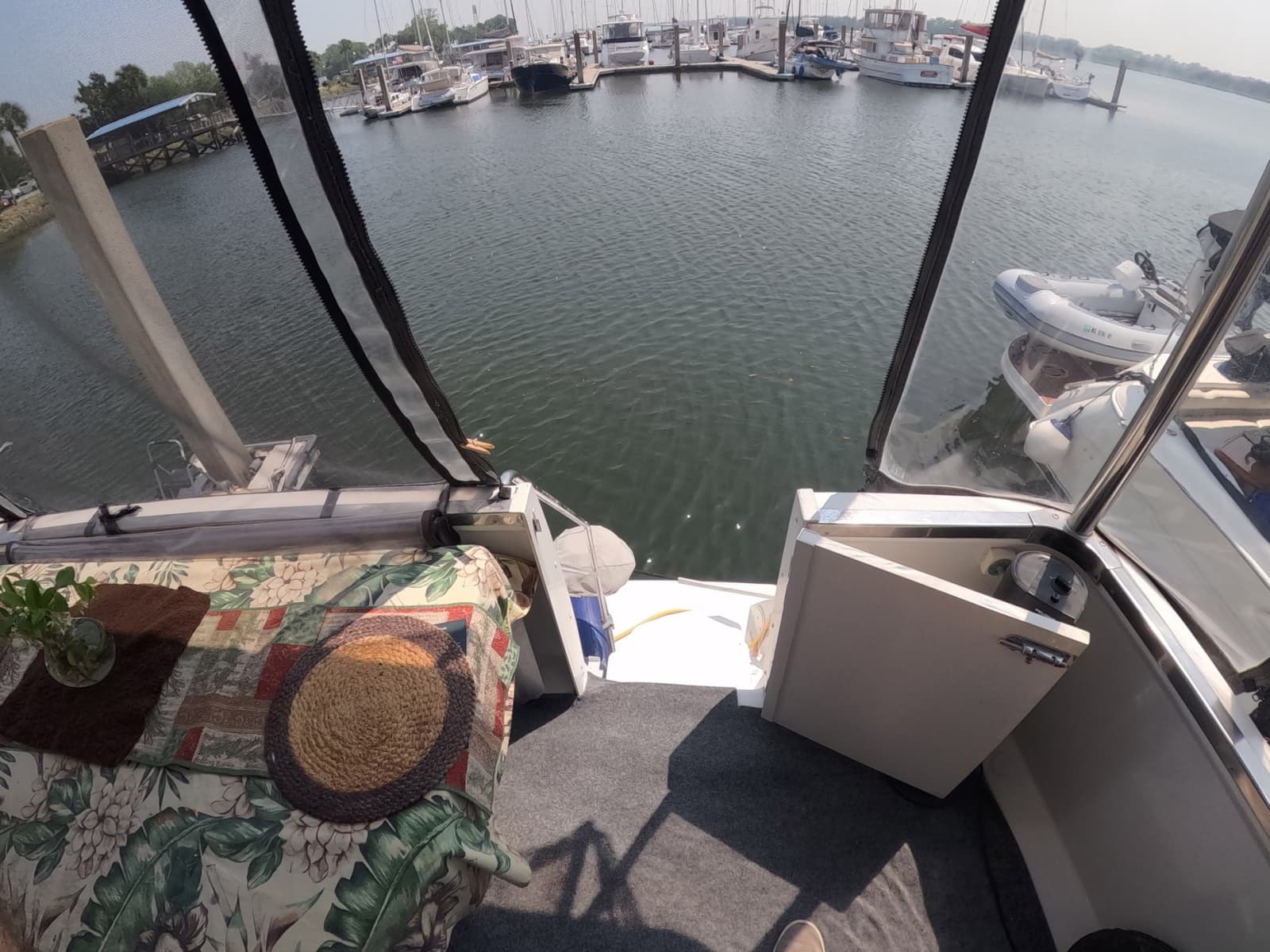 2000 Carver 406 Motor Yacht - Photo 18
