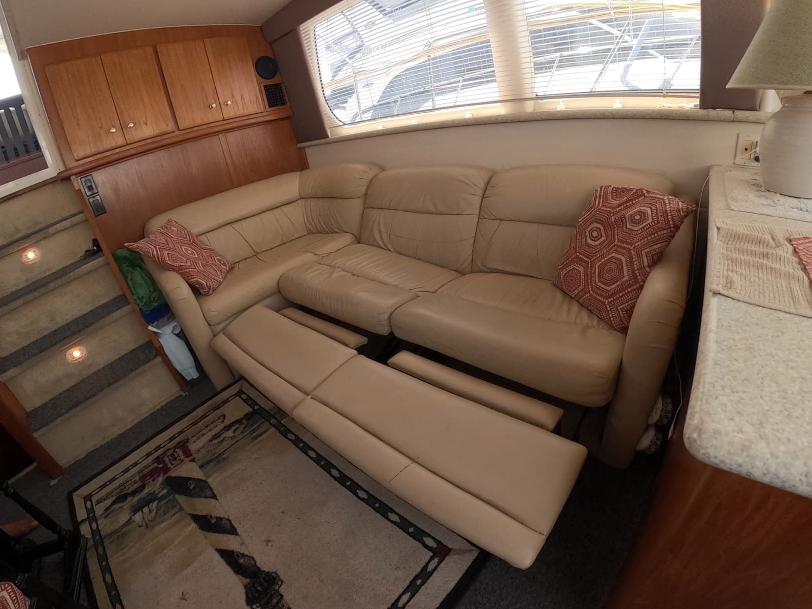 2000 Carver 406 Motor Yacht - Photo 16