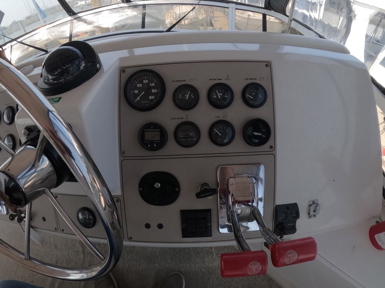 2000 Carver 406 Motor Yacht - Photo 26