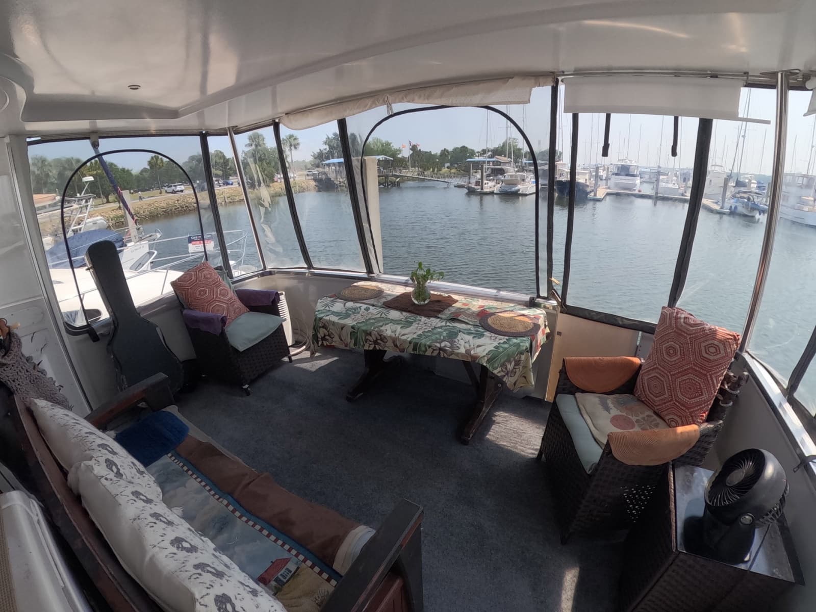 2000 Carver 406 Motor Yacht - Photo 17