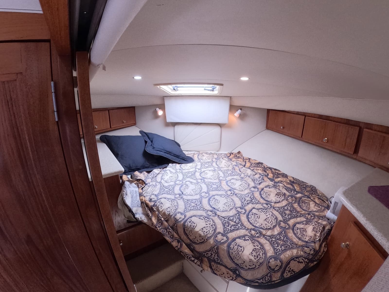 2000 Carver 406 Motor Yacht - Photo 5