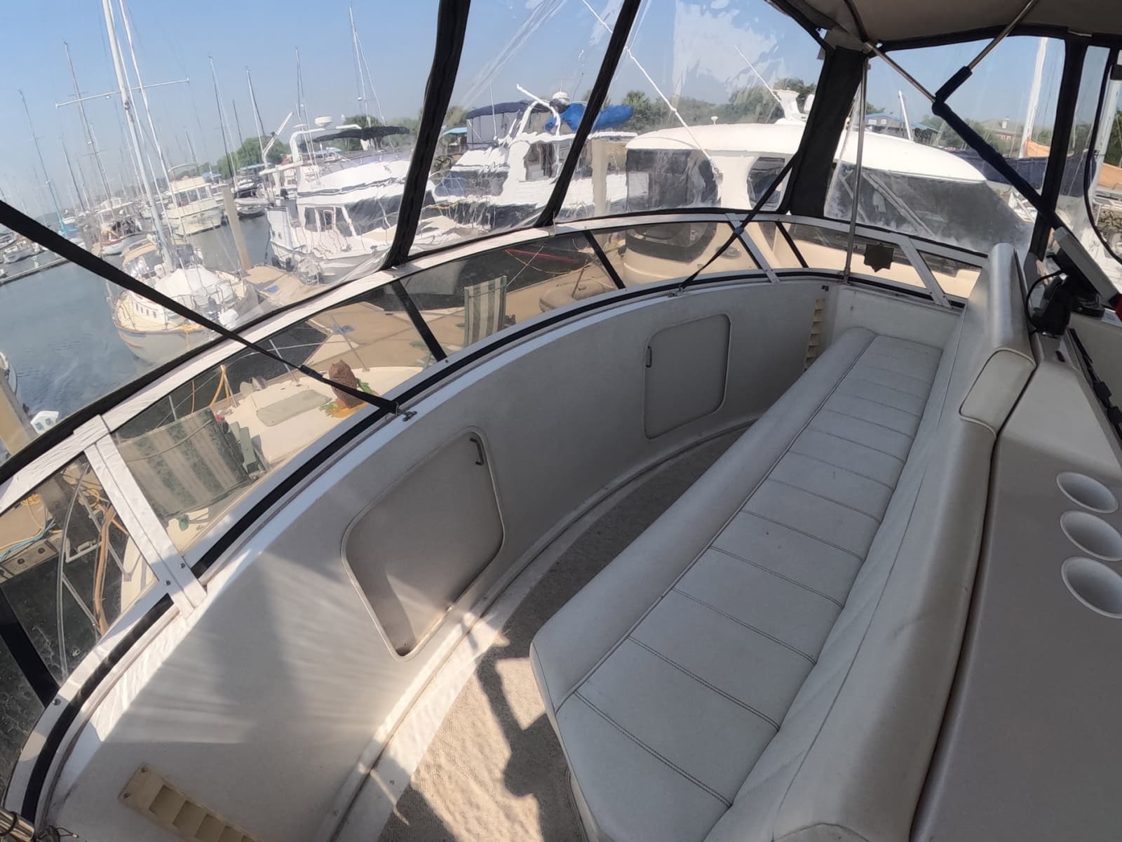 2000 Carver 406 Motor Yacht - Photo 27