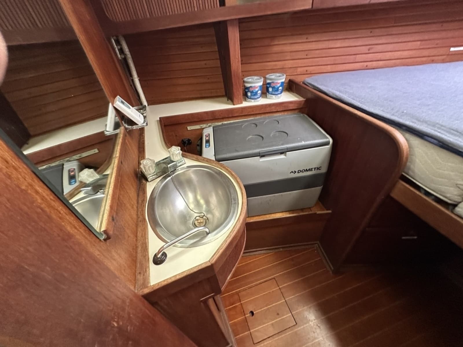 1991 Sabre 425 - Photo 12