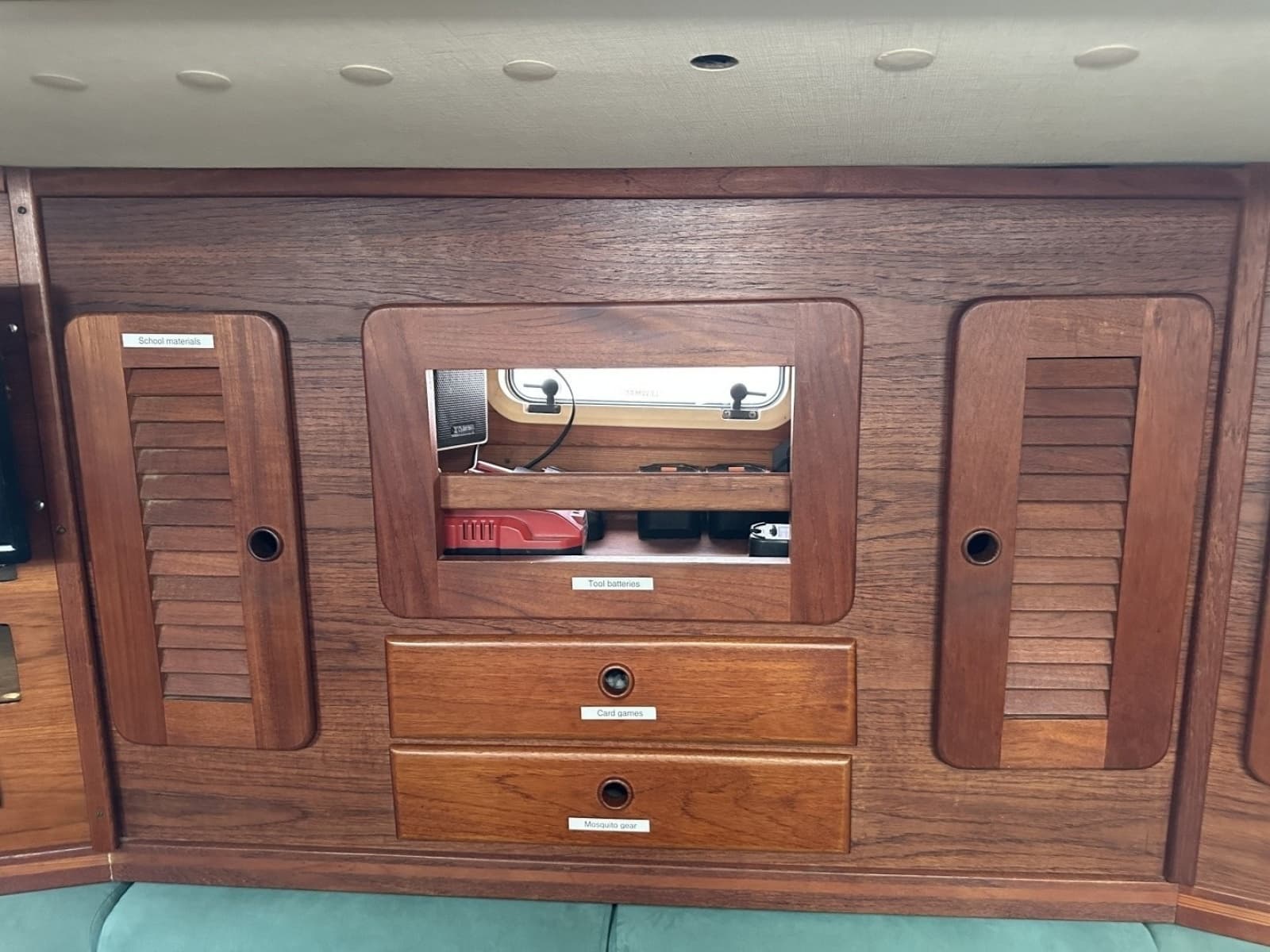 1991 Sabre 425 - Photo 176