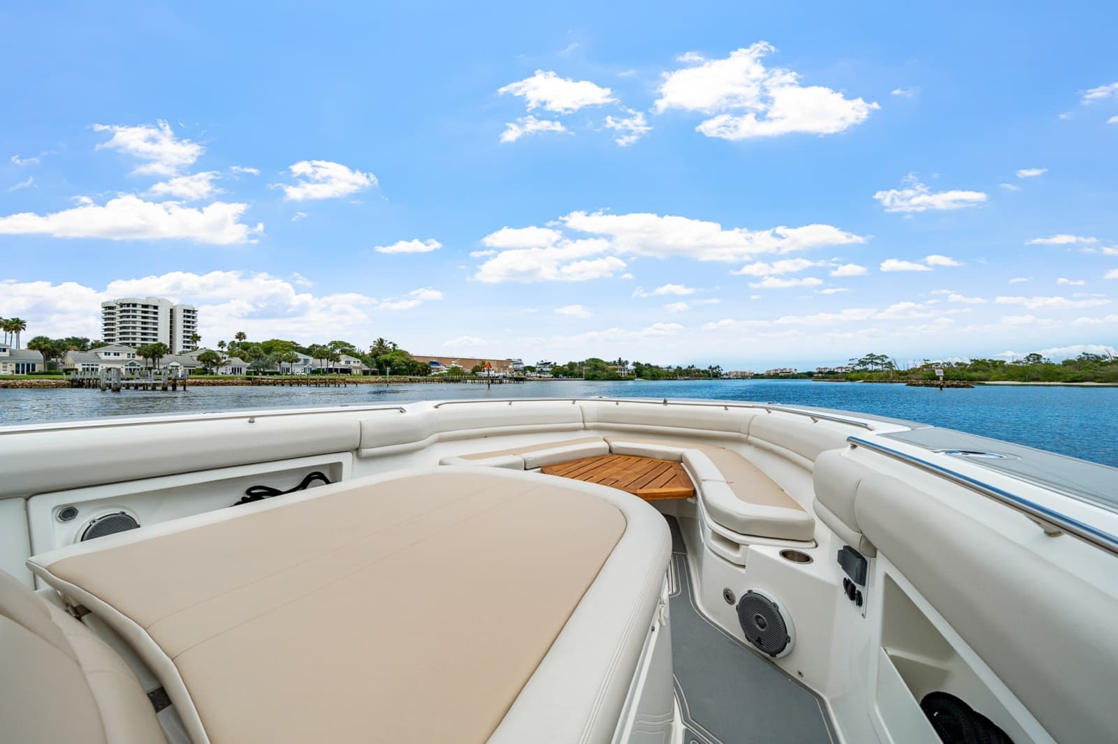 2018 Boston Whaler 380 Outrage - Photo 8