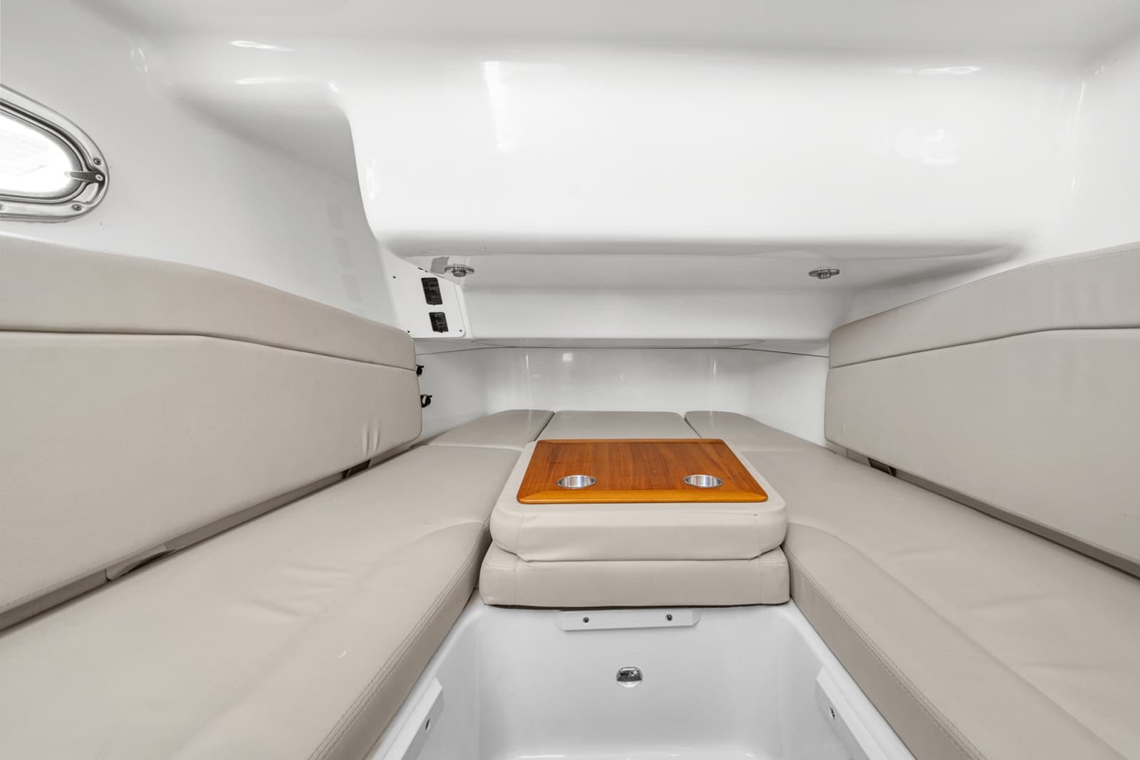 2018 Boston Whaler 380 Outrage - Photo 20