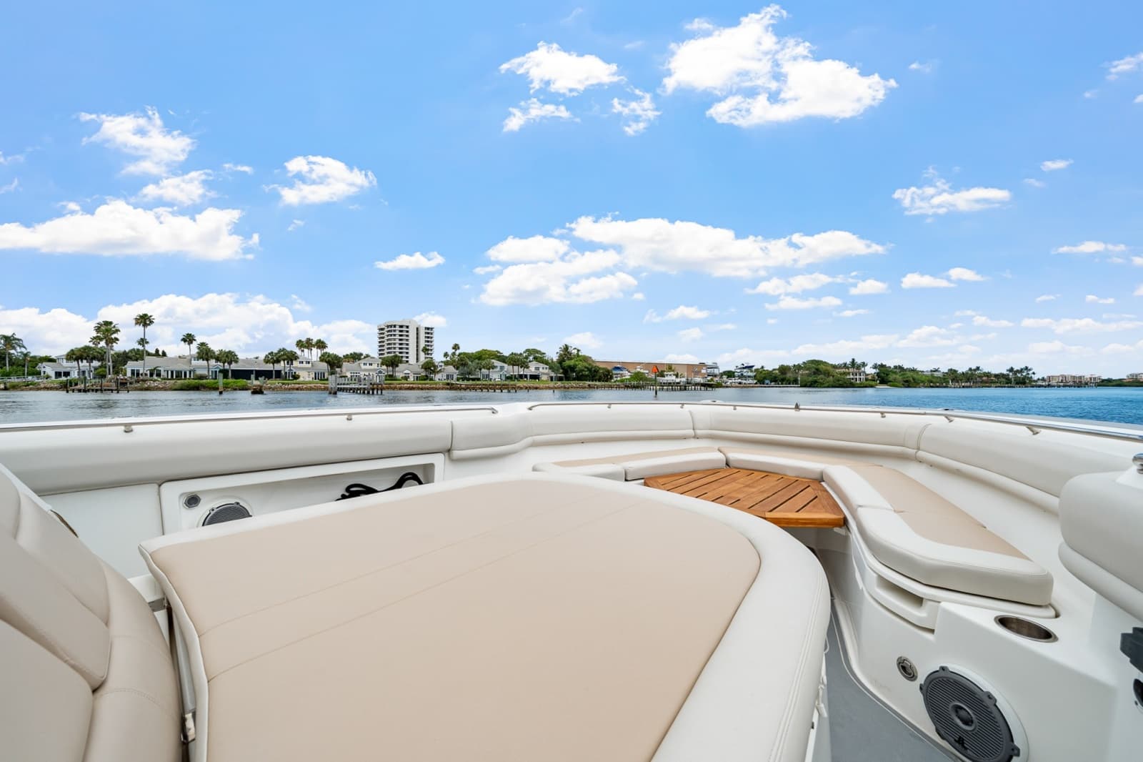 2018 Boston Whaler 380 Outrage - Photo 9