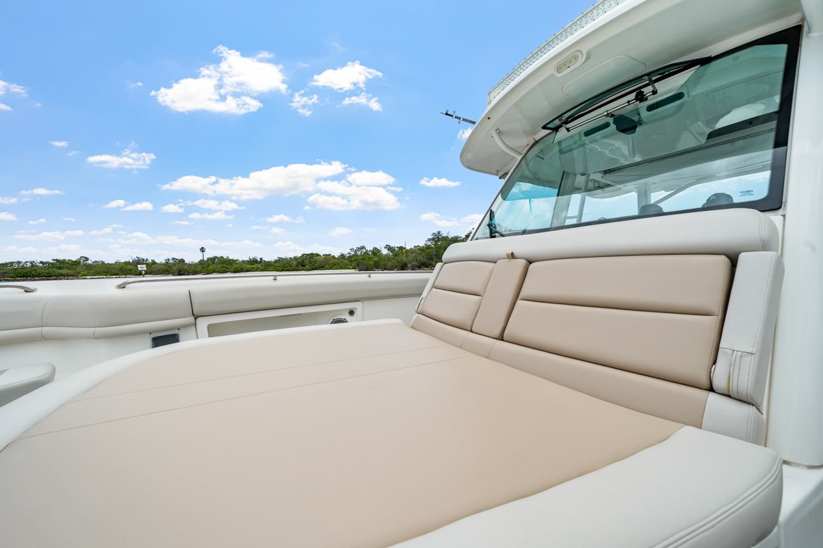 2018 Boston Whaler 380 Outrage - Photo 7