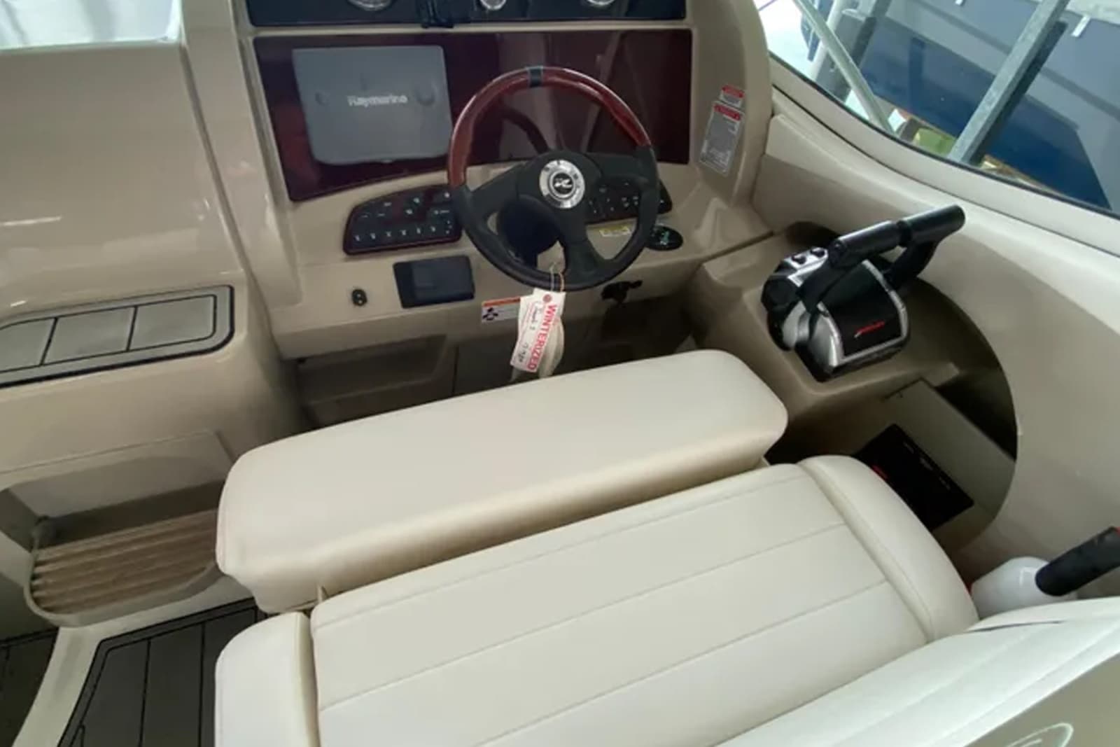 2006 Sea Ray 290 Sundancer - Photo 22