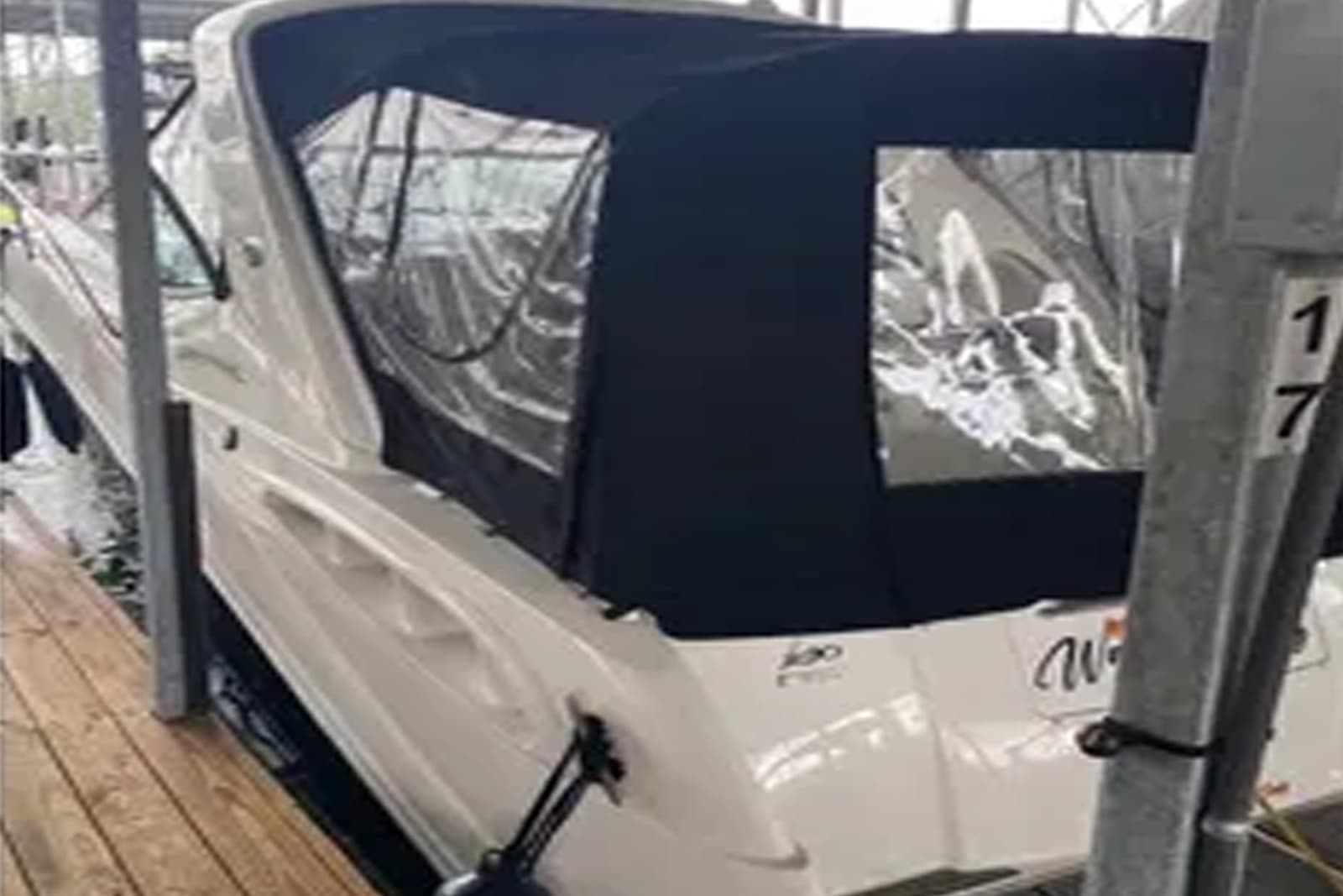 2006 Sea Ray 290 Sundancer - Photo 10