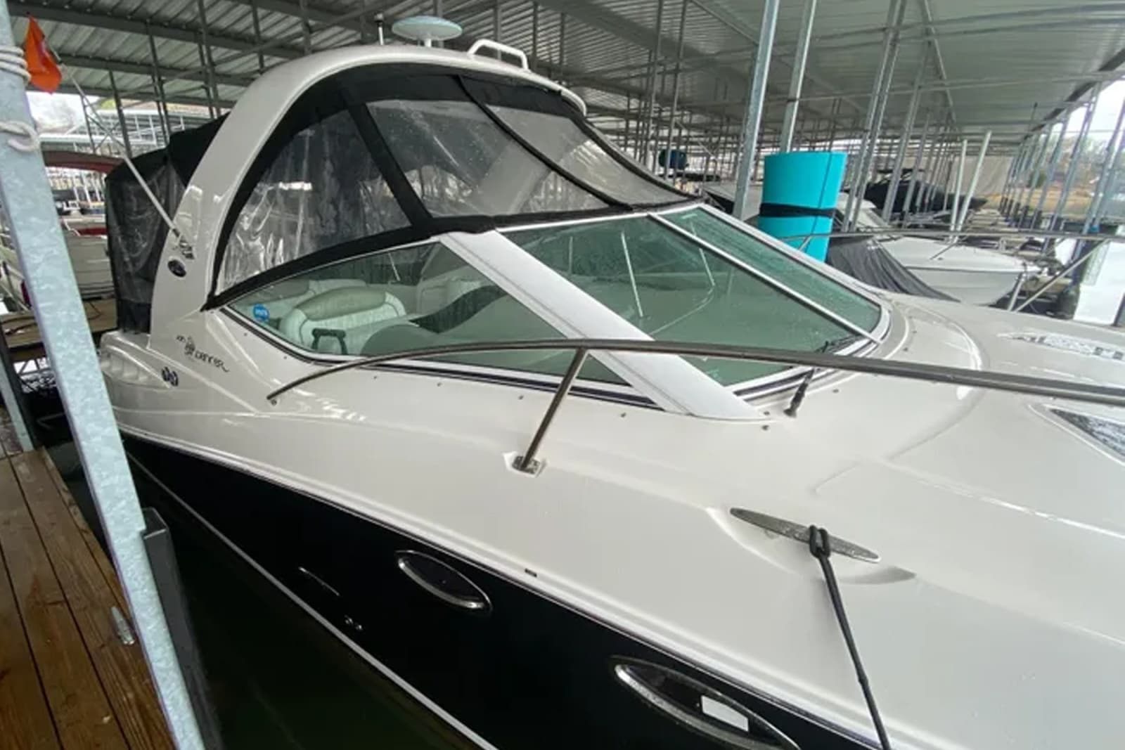 2006 Sea Ray 290 Sundancer - Photo 2