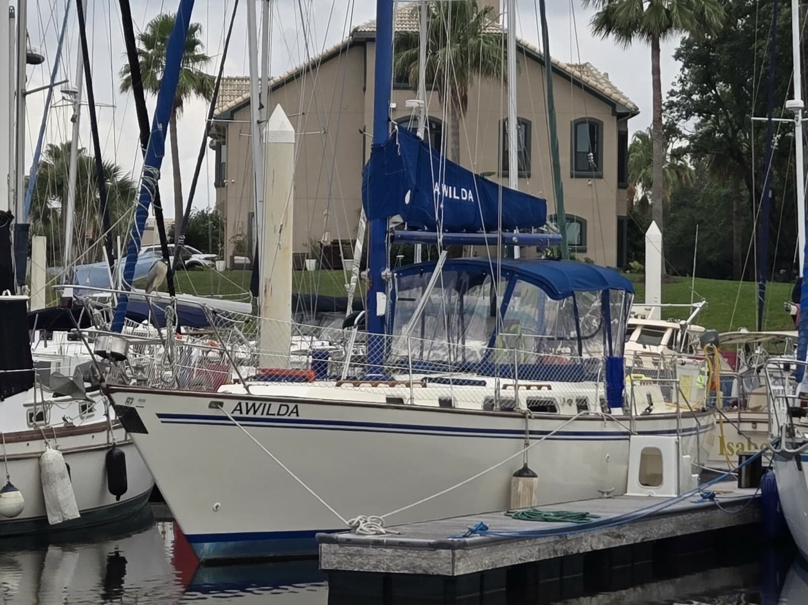 1985 Endeavour 42 CC - Photo 2