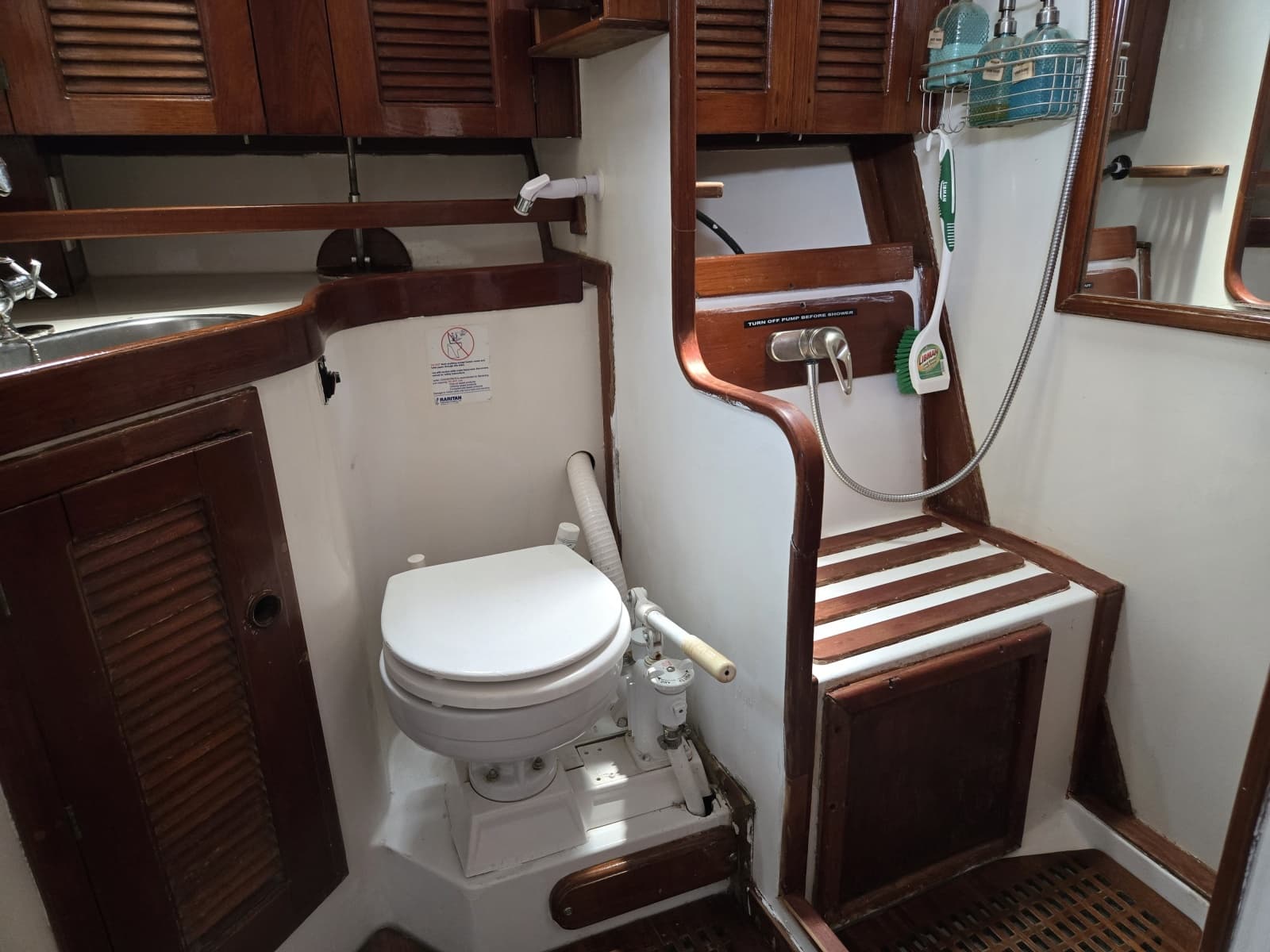 1985 Endeavour 42 CC - Photo 57