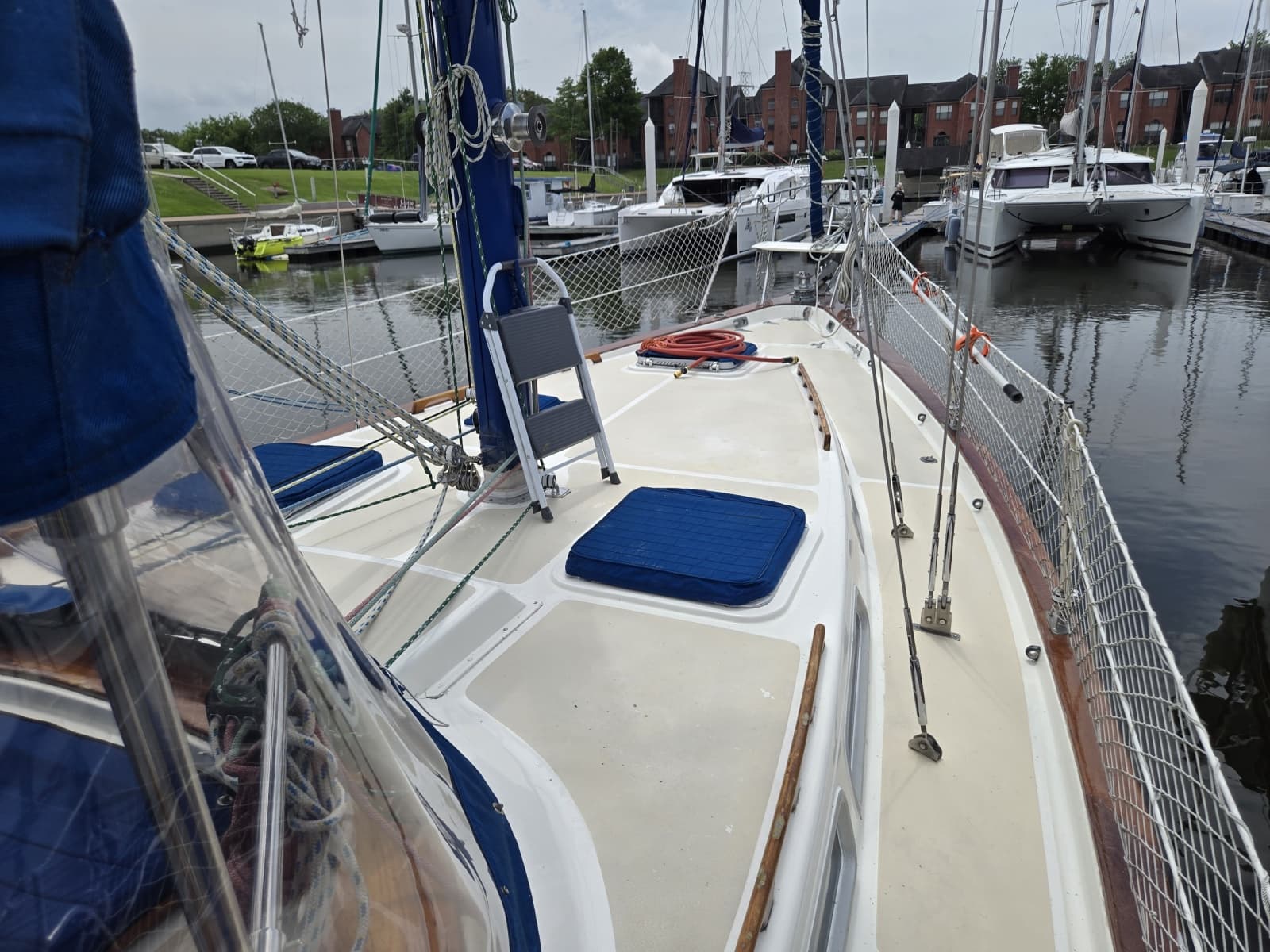 1985 Endeavour 42 CC - Photo 21