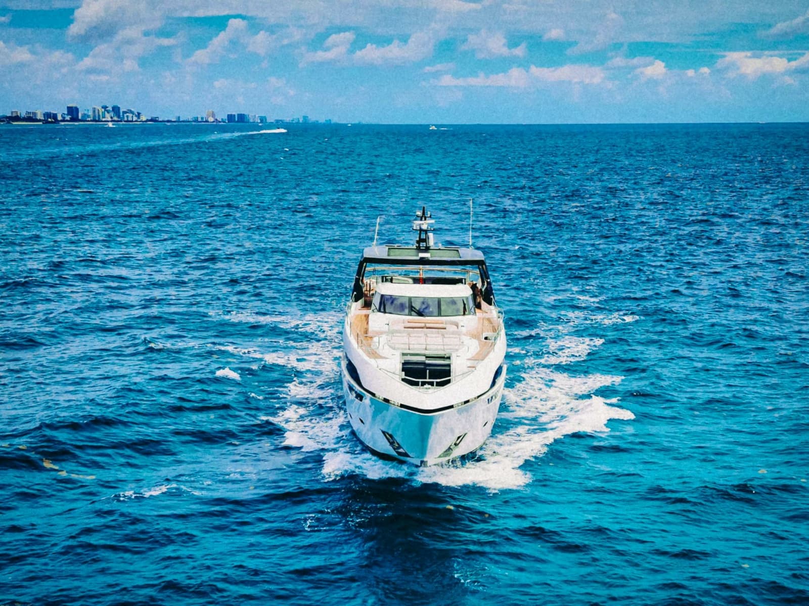 2024 Sunseeker Sunseeker 100 Yacht - Photo 4