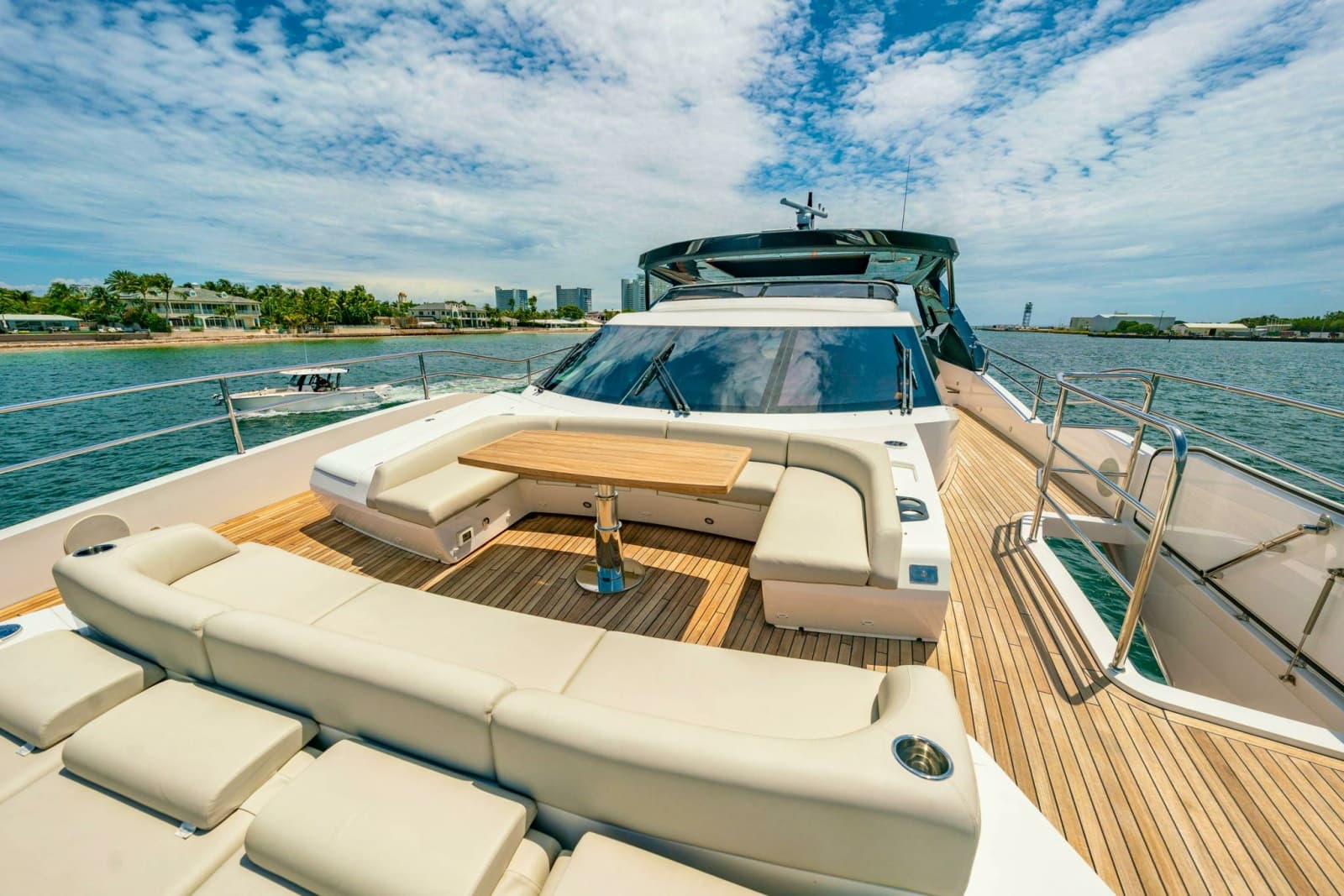 2024 Sunseeker Sunseeker 100 Yacht - Photo 33