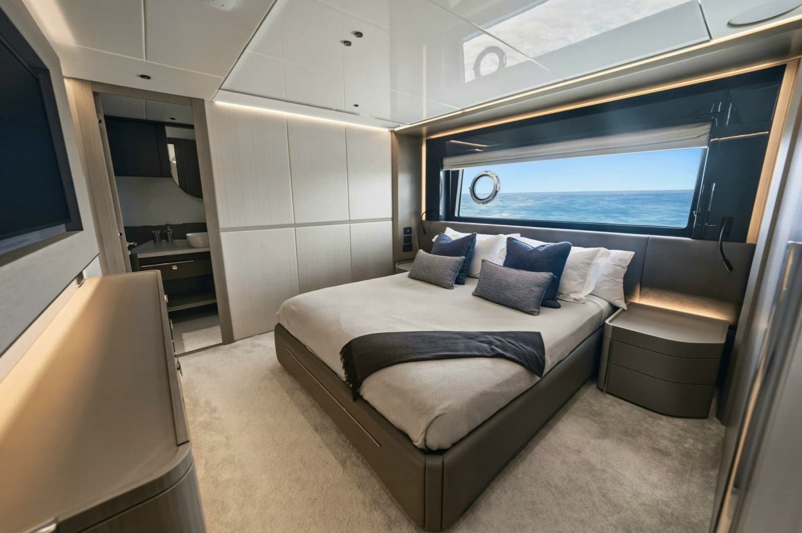 2024 Sunseeker Sunseeker 100 Yacht - Photo 23