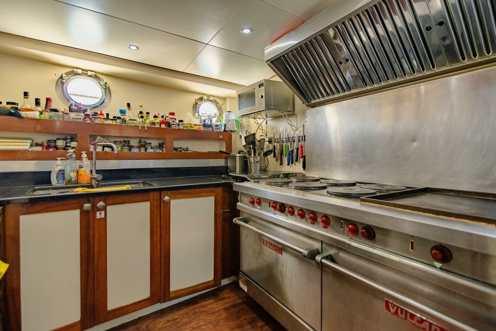 1970 Feadship Custom - Photo 27