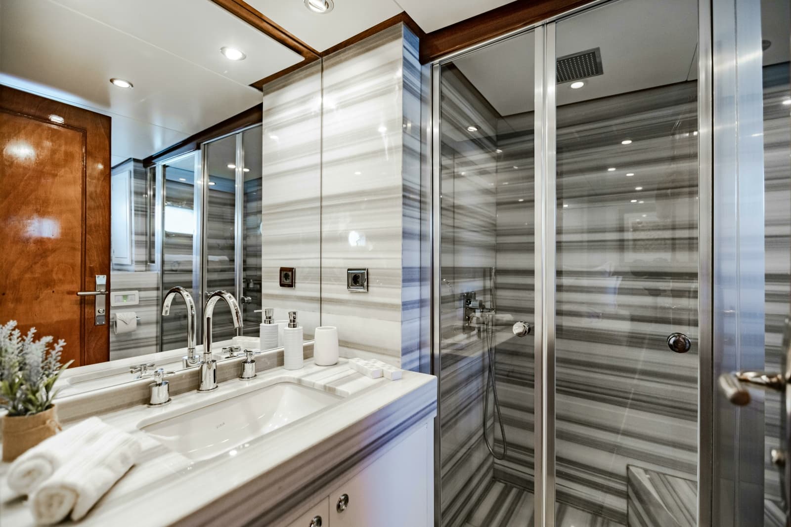 1970 Feadship Custom - Photo 19