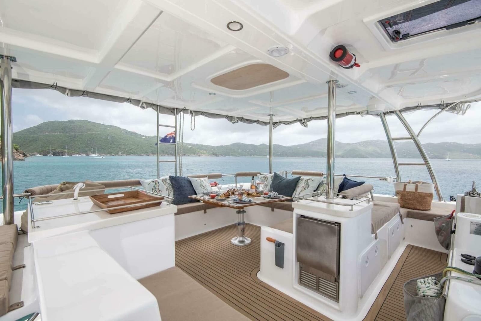 2023 Royal Cape Catamarans 570 Majestic - Photo 13
