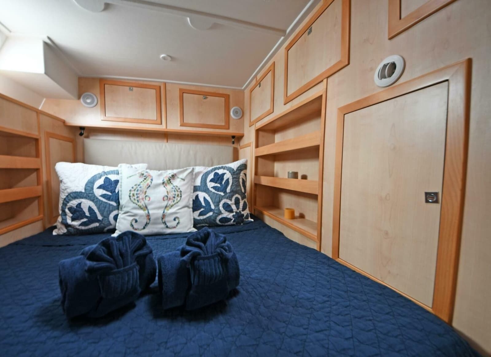 2023 Royal Cape Catamarans 570 Majestic - Photo 24