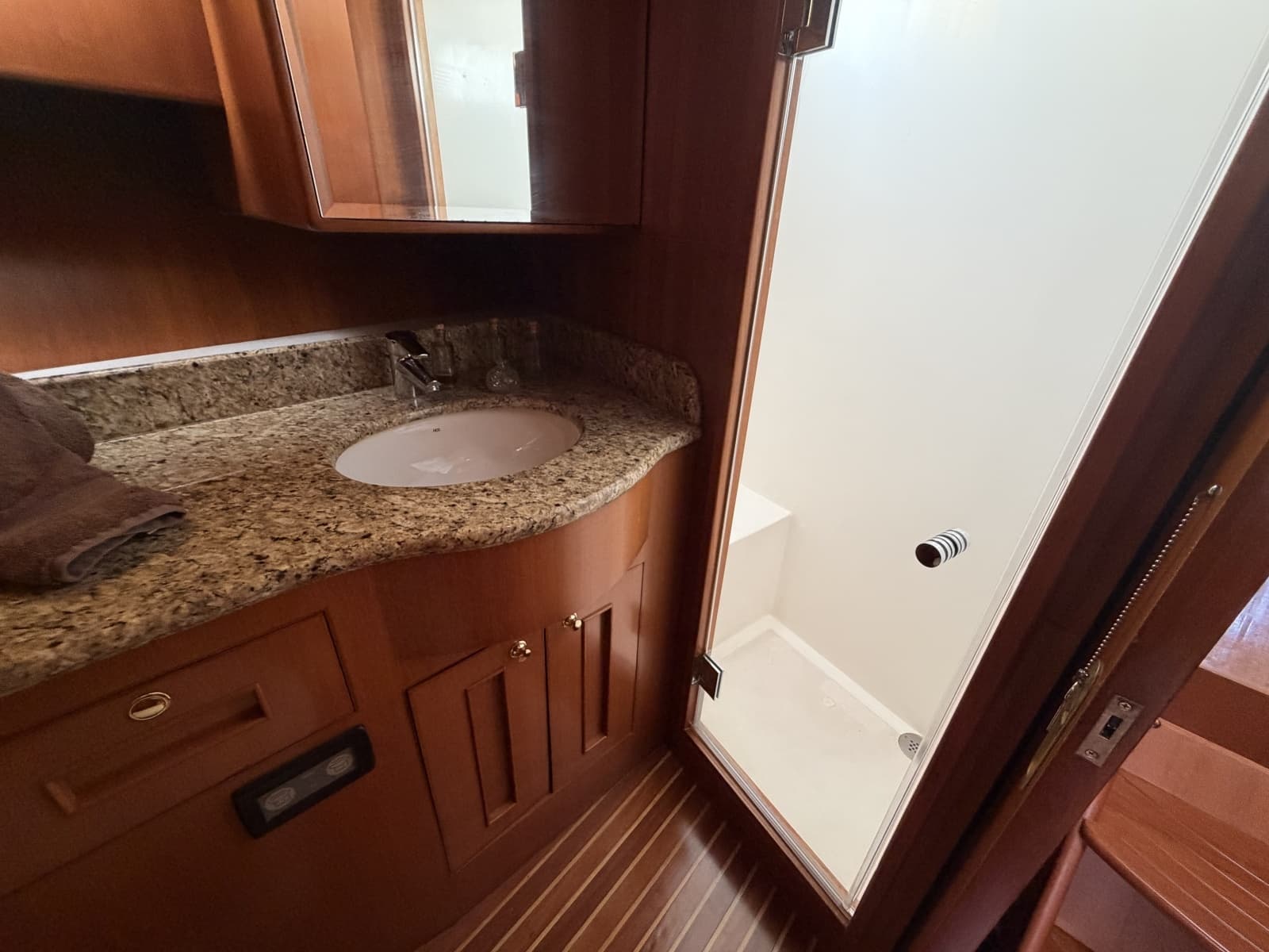 2006 Ocean Alexander 48 Classicco - Photo 22
