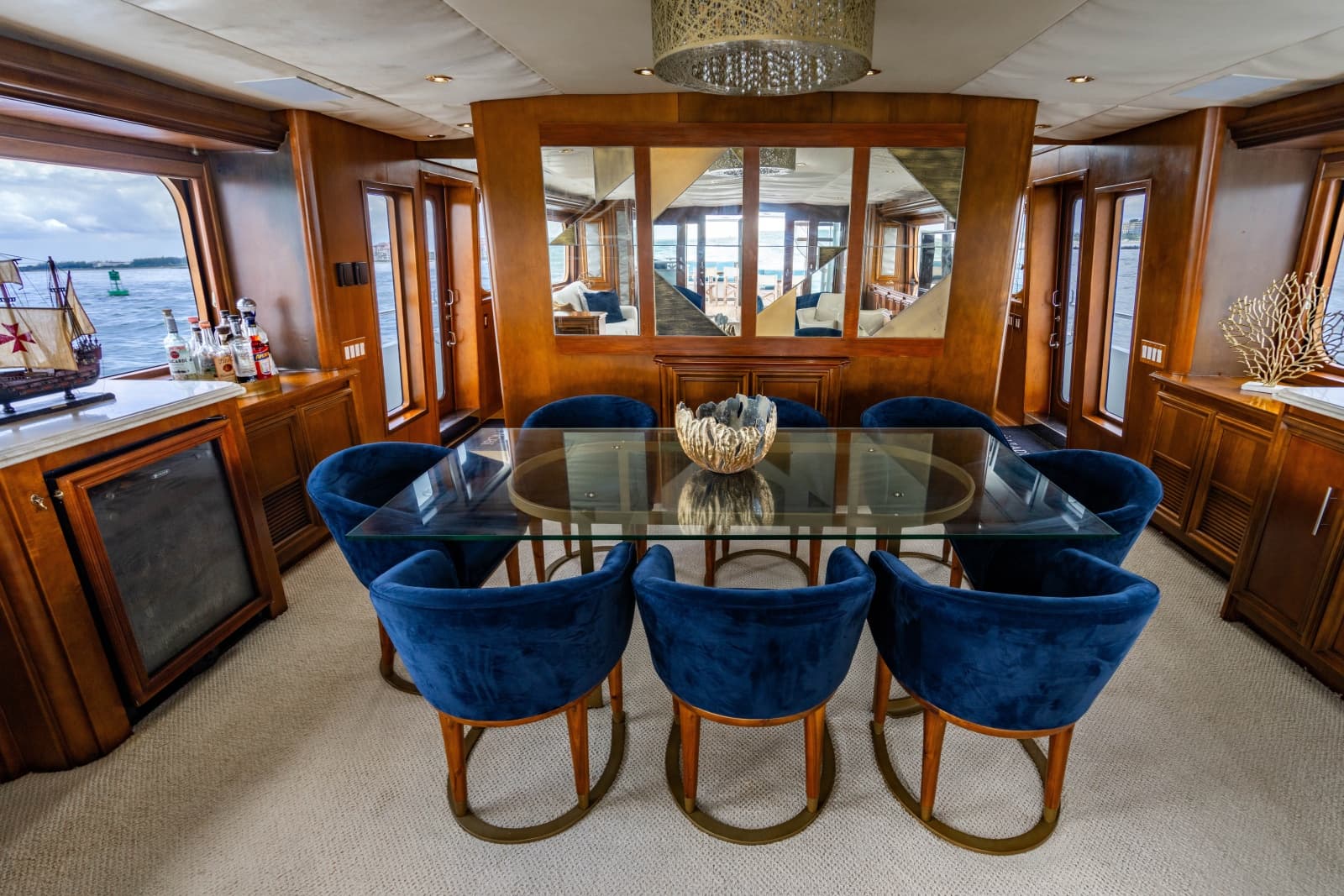 2006 Broward Raised Pilothouse - Photo 4