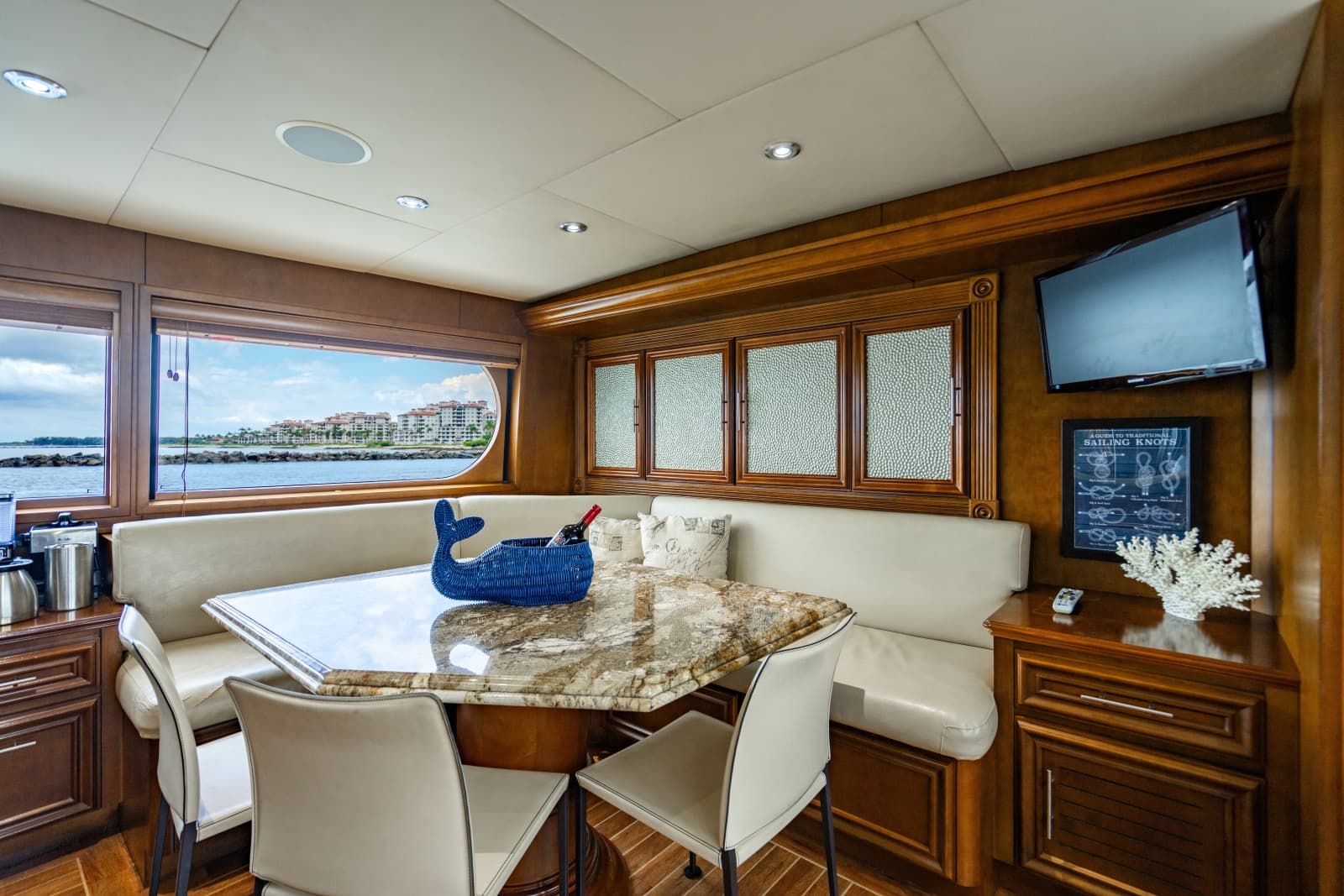 2006 Broward Raised Pilothouse - Photo 8