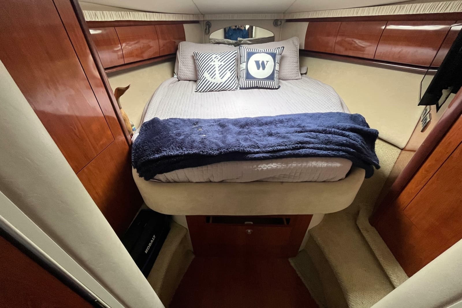 2004 Sea Ray 420 Sundancer - Photo 12