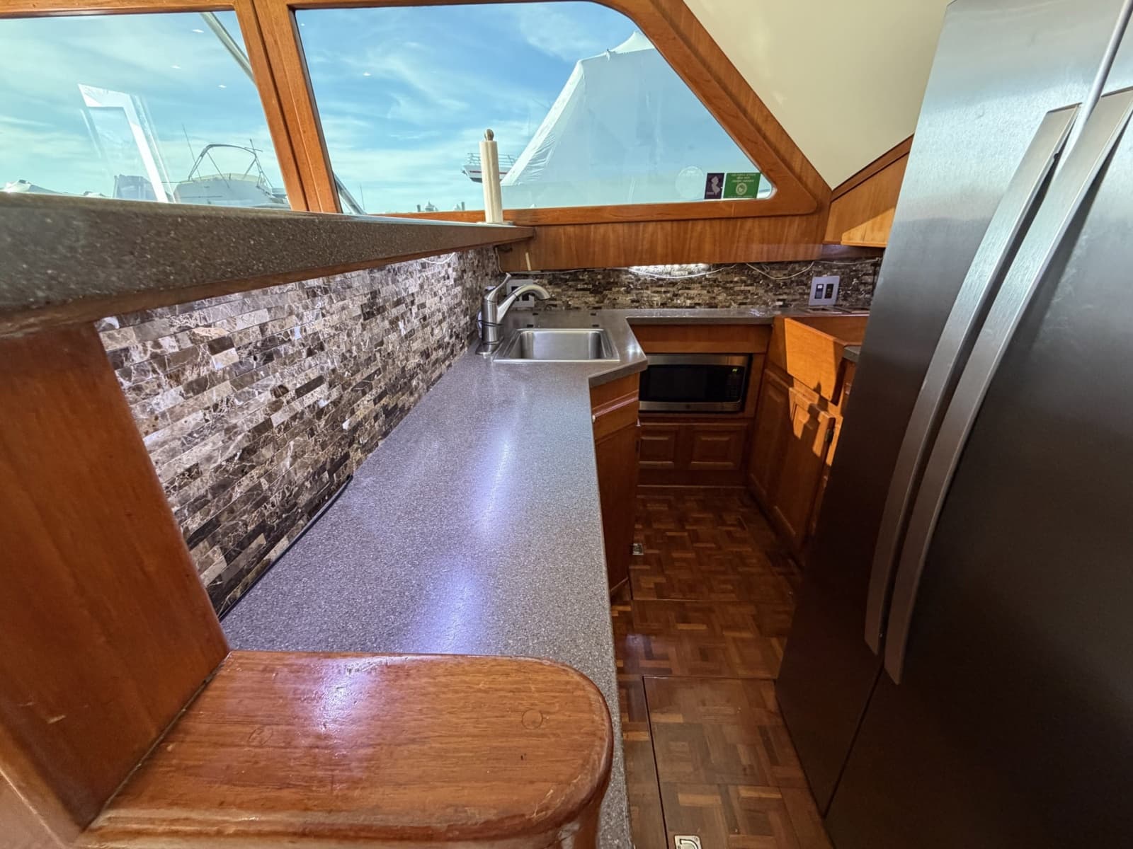1987 Viking 48 Convertible Sportfish - Photo 6