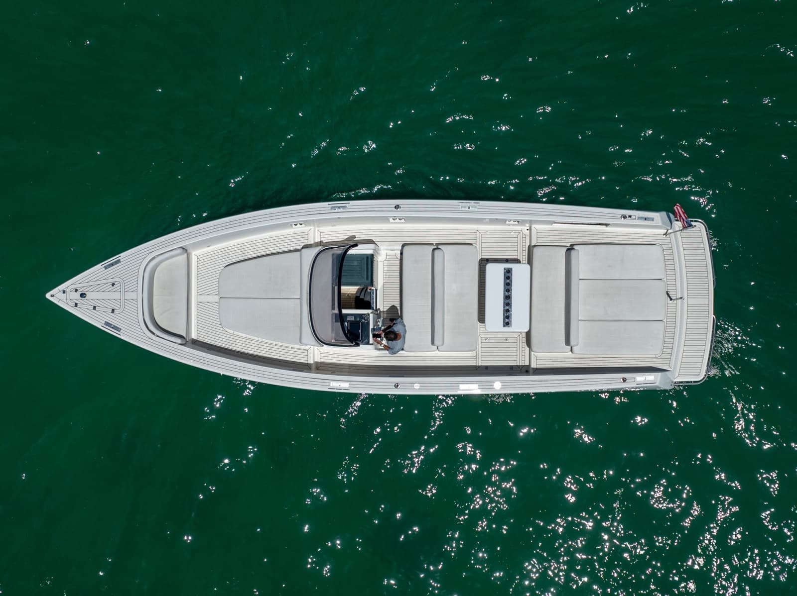 2014 VanDutch 40 - Photo 8