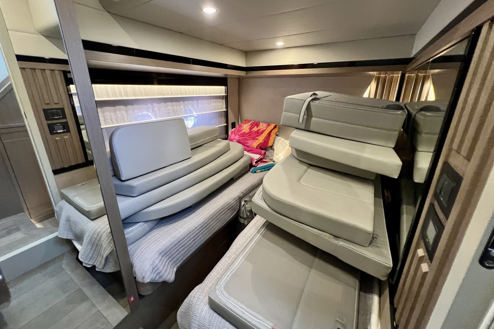 2024 Absolute NAVETTA 58 - Photo 32
