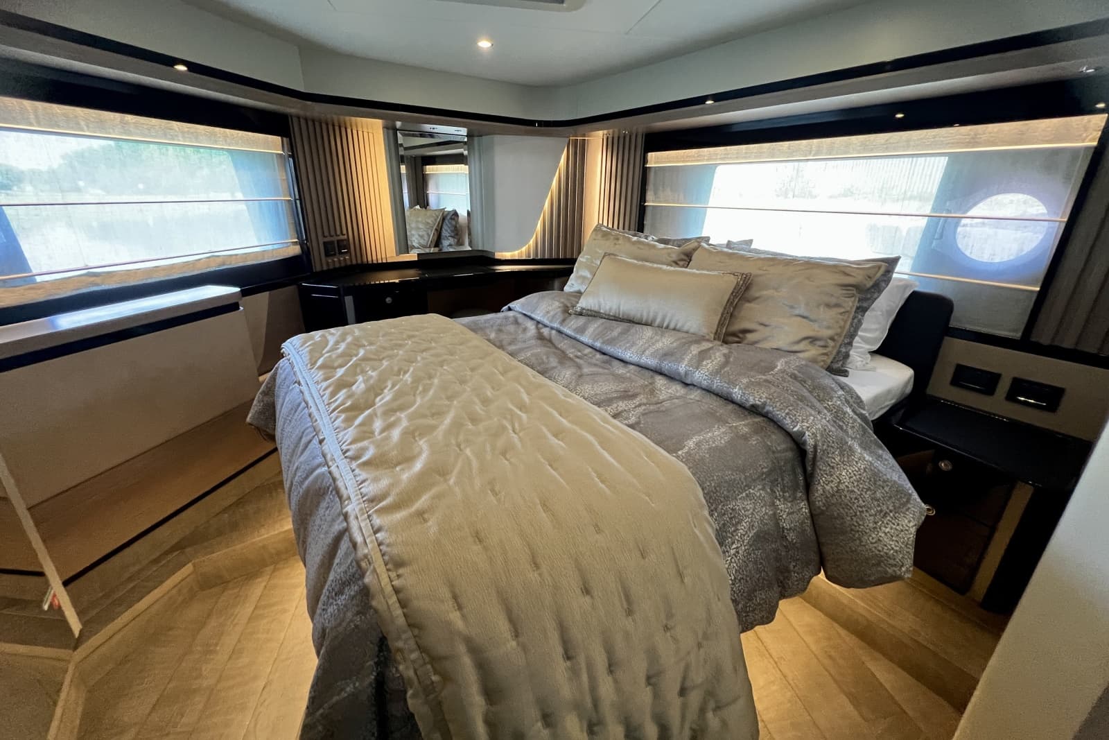 2024 Absolute NAVETTA 58 - Photo 38