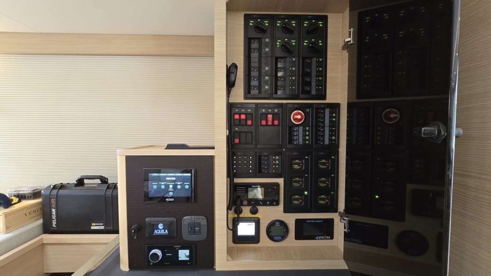 2025 Aquila 54 YACHT - Photo 47