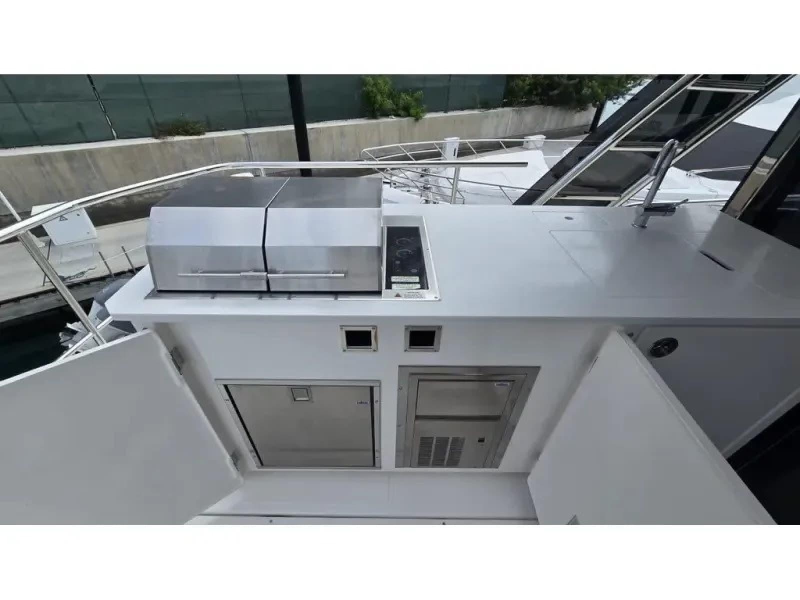 2025 Aquila 54 YACHT - Photo 14